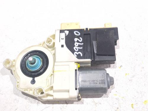 Used Right front window motor CITROËN C4 I (LC_) 1.4 16V (88 hp) 23903184