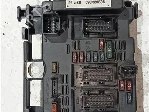 Used Fuse box PEUGEOT 206 Hatchback (2A/C) 1.4 HDi eco 70 (68 hp) 23921194