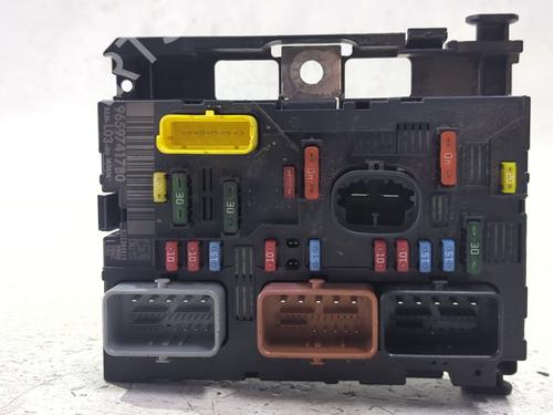 Used Fuse box Fuse box CITROËN C2 (JM_) 1.1 (60 hp) 40623768 40623768