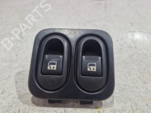 Used Left front window switch Left front window switch PEUGEOT 1007 (KM_) 1.6 16V (109 hp) 34124749 34124749