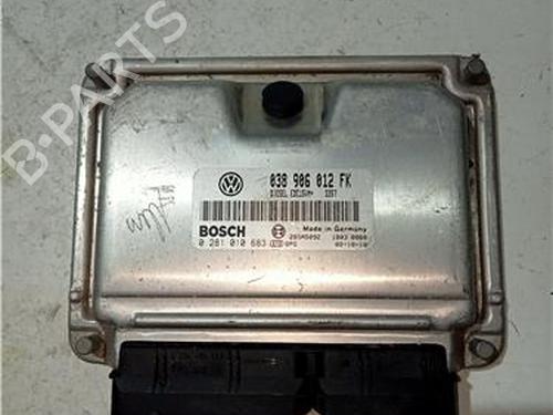 Used Electronic module SEAT LEON (1P1) 2.0 TDI 16V (140 hp) 23929405