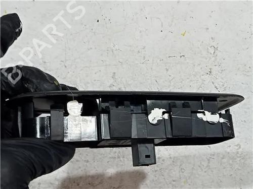 Right front window switch PEUGEOT 308 I (4A_, 4C_) 1.6 HDi | BP23921196I26 