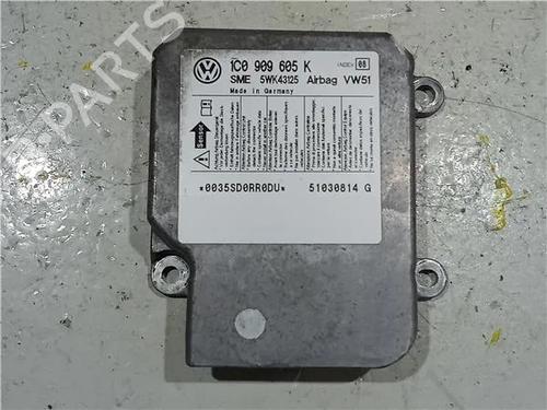 Kollisjonspute styreenhet VW POLO IV (9N_, 9A_) 1.9 TDI (101 hp) 23923519