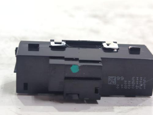 Switch OPEL ASTRA K (B16) 1.6 CDTi (68) | BP40291611I30 - Image 3