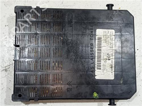 Fuse box PEUGEOT 307 Break (3E) 1.6 HDi 110 | BP23923528E1 
