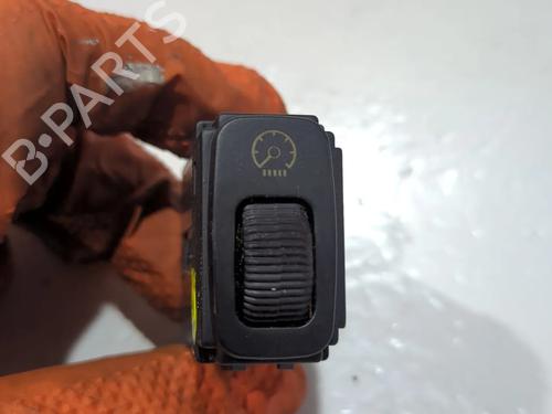 Used Headlight switch MITSUBISHI PAJERO II (V3_W) 3.2 DiD 4WD (165 hp) 25836458
