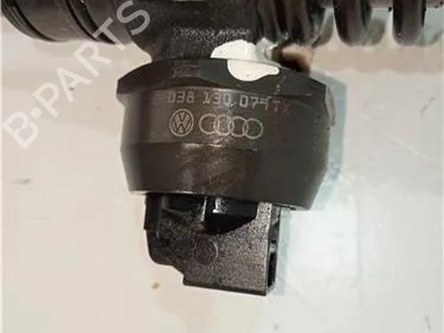 Injector SEAT IBIZA IV (6J5, 6P1) 1.9 TDI | BP23911015M100
