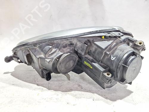 Right headlight VW GOLF V (1K1) 2.0 TDI | BP29877952C29