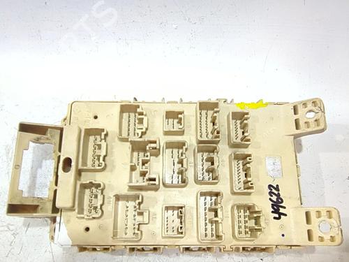 Sikringsdåse TOYOTA YARIS (_P1_) 1.0 (SCP10_, SCP10R) (68 hp) 27273751