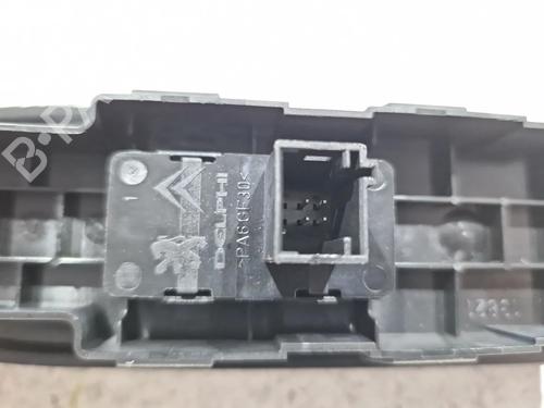 Right front window switch PEUGEOT 308 I (4A_, 4C_) 1.6 HDi | BP29562135I26 