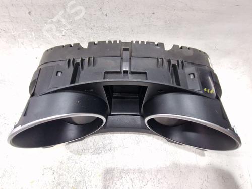 Instrument cluster VW GOLF VI (5K1) 1.6 TDI | BP29938135C47