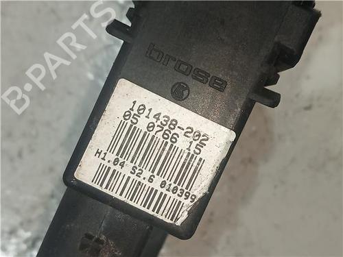 Rudehejsemotor bagstkærm højre SEAT LEON (1M1) 1.9 TDI | BP23912766E22 
