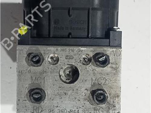 Used ABS pump CITROËN XSARA (N1) 1.9 TD (90 hp) 24967906