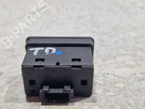 Interrupteur de vitre arrière droite BMW 5 (E39) 525 d | BP30656282I28
