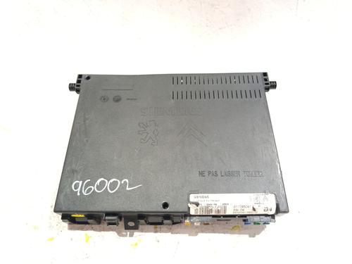 Used Fuse box Fuse box 39649098 39649098