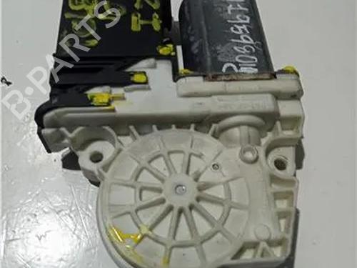 Rudehejsemotor forskærm venstre SEAT TOLEDO II (1M2) 1.9 TDI (110 hp) 23912213