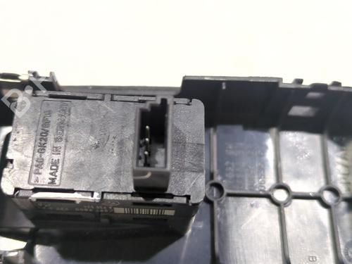 Right front window switch BMW 1 (E87) | BP31092047I26