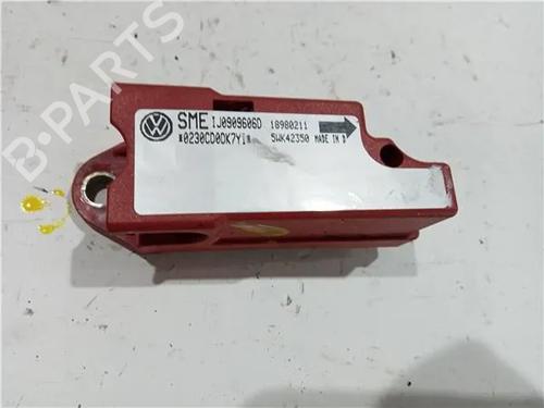 Elektronische module VW GOLF IV (1J1) 1.4 16V (75 hp) 23917701