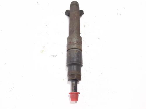 Injecteur VW POLO IV Saloon (9A4, 9A2, 9N2, 9A6) 1.9 SDI (64 hp) 28516697