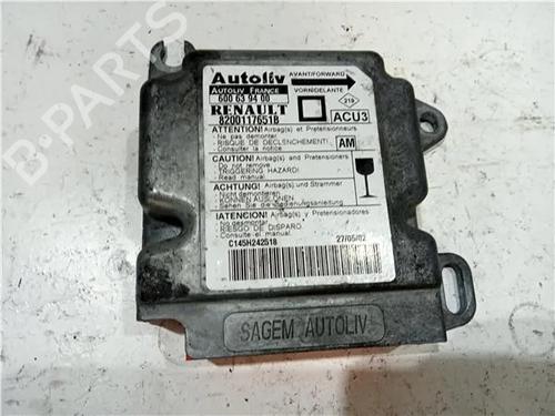 Airbag module RENAULT MEGANE II Coupé-Cabriolet (EM0/1_) 1.9 dCi (131 hp) 23931487