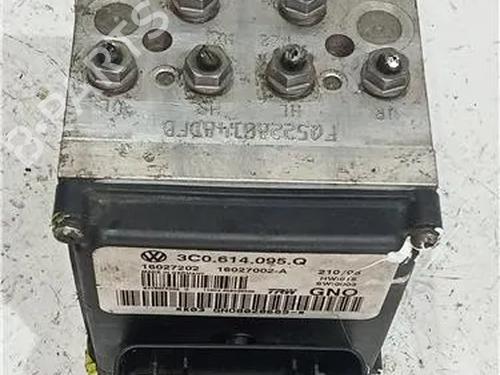 Used ABS pump VW PASSAT B5.5 (3B3) 1.9 TDI (130 hp) 23920149
