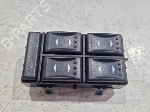 Used Left front window switch Left front window switch FORD MONDEO III (B5Y) 1.8 16V (125 hp) 32744952 32744952