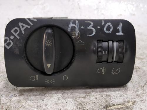 Used Headlight switch AUDI A3 (8L1) 1.9 TDI (100 hp) 32844642