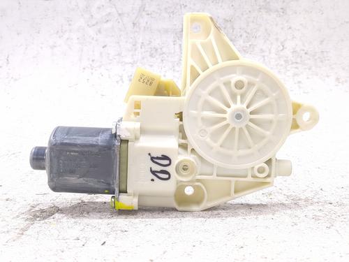 Used Right front window motor MERCEDES-BENZ C-CLASS (W204) [2007-2015]  30526774