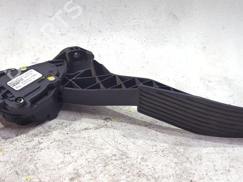 Used Pedal Pedal OPEL ASTRA K (B16) 1.6 CDTi (68) (95 hp) 40279893 40279893