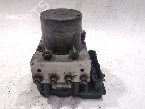 Used ABS pump ABS pump TOYOTA COROLLA Verso (ZER_, ZZE12_, R1_) 2.2 D-4D (AUR10_, AUR10R) (136 hp) 33605767 33605767