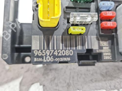 Fuse box PEUGEOT 307 (3A/C) 1.6 HDi 110 | BP30831101E1 