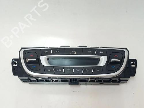 Used Climate control RENAULT MEGANE II Saloon (LM0/1_) 1.5 dCi (LM1E) (106 hp) 25017406