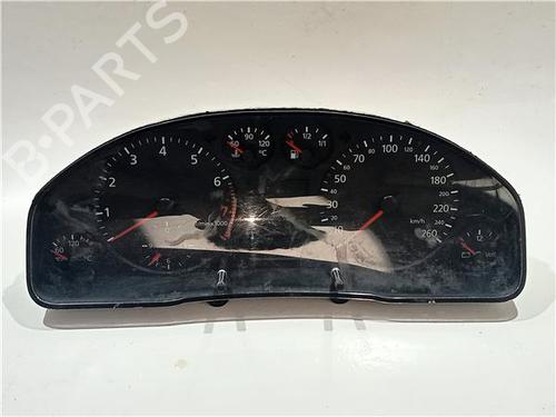 Used Instrument cluster AUDI A6 C5 (4B2) 2.5 TDI (163 hp) 23911278