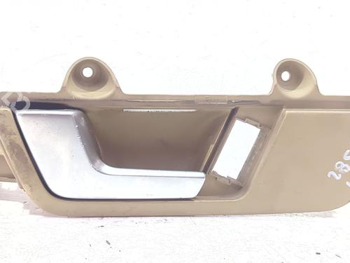front-left-exterior-door-handle-audi-a4-b7-8ec-2004-2005-2006-2007-2008-2009-39226571 main image