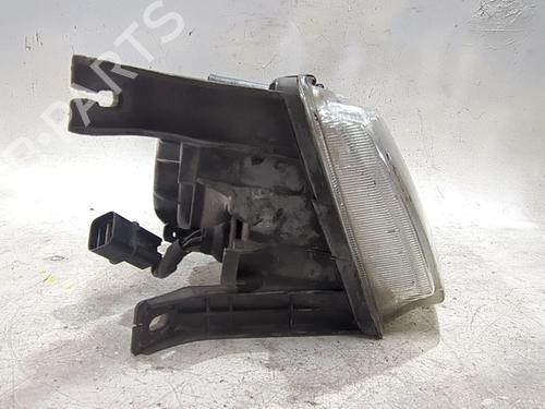 Right headlight HYUNDAI SONATA III (Y-3) 2.0 i | BP28621148C29