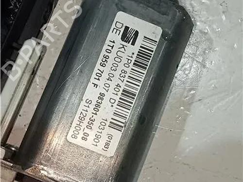 Left front window motor SEAT LEON (1P1) 2.0 TDI 16V | BP23912482E21