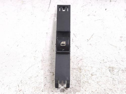 BP32844173I27 main image