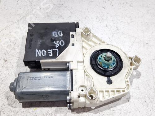 Used Right front window motor SEAT LEON (1P1) 2.0 TDI (170 hp) 30368705