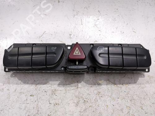 Used Switch MERCEDES-BENZ C-CLASS Coupe (CL203) C 180 (203.735) (129 hp) 32697889