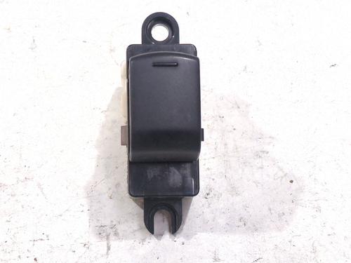 Used Right front window switch Right front window switch NISSAN MICRA III (K12) 1.2 16V (80 hp) 33605791 33605791