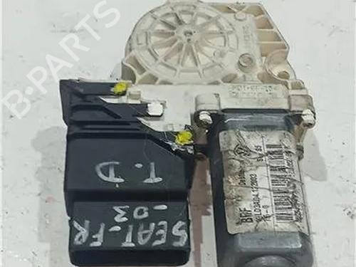 Used Right rear window motor SEAT LEON (1M1) 1.9 TDI (110 hp) 23912903