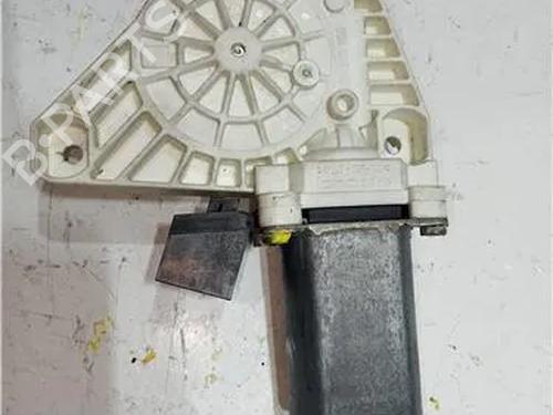 Used Right rear window motor MERCEDES-BENZ A-CLASS (W169) A 180 CDI (169.007, 169.307) (109 hp) 23916235