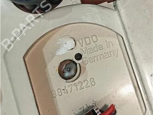 Instrument cluster OPEL REKORD E Estate (61_, 66_, 67_) 2.2 E | BP25616728C47 