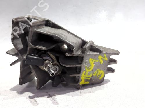 Motorophæng RENAULT MEGANE II Saloon (LM0/1_) 1.5 dCi (LM1E) (106 hp) 31869138