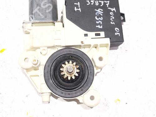 Used Left rear window motor FORD FOCUS II (DA_, HCP, DP) 2.0 TDCi (136 hp) 23902132