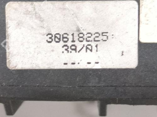 Switch VOLVO S40 I (644) 1.9 DI | BP25710778I30 