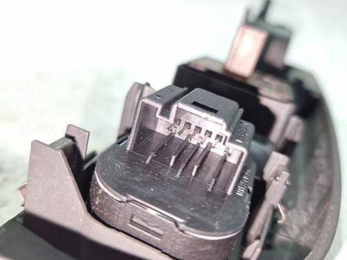 Left front window switch VW GOLF V (1K1) 1.9 TDI | BP32725782I27 - Image 5