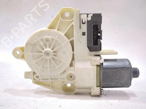 Portierruitmotor linksachter PEUGEOT 407 SW (6E_, 6D_) 2.0 HDi 135 (136 hp) 28691333