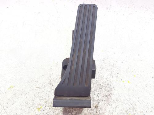 pedal-mercedes-benz-c-class-w204-2007-2008-2009-2010-2011-2012-2013-2014-2015-40623406 main image