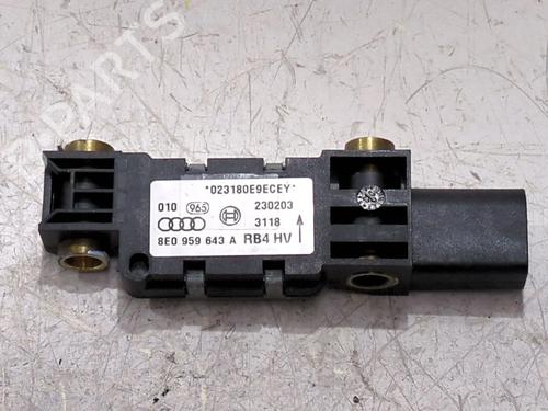 Sensore elettronico AUDI A4 B6 (8E2) 1.9 TDI (130 hp) 27697538